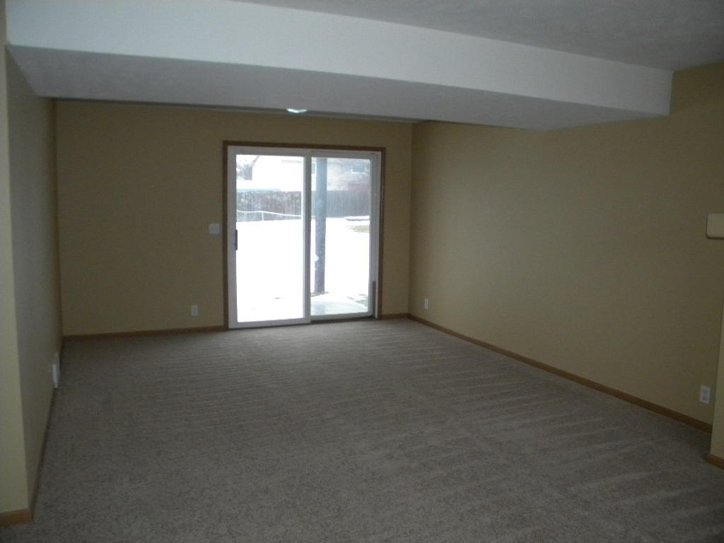 11010 S 17TH Street, Bellevue, NE 68123