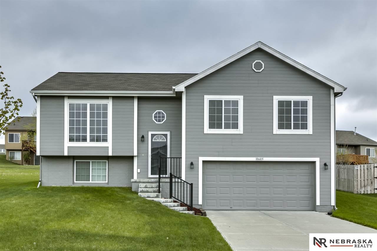 10605 S 27, Bellevue, NE 68123