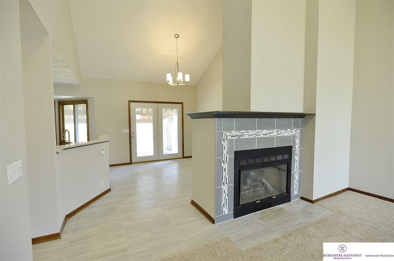 10117 S 11, Bellevue, NE 68123