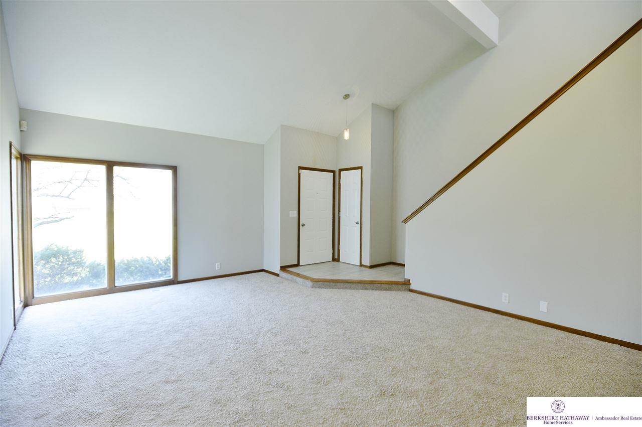 10117 S 11, Bellevue, NE 68123