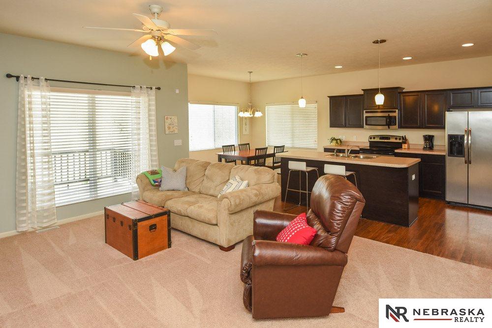 10606 S 27th, Bellevue, NE 68123