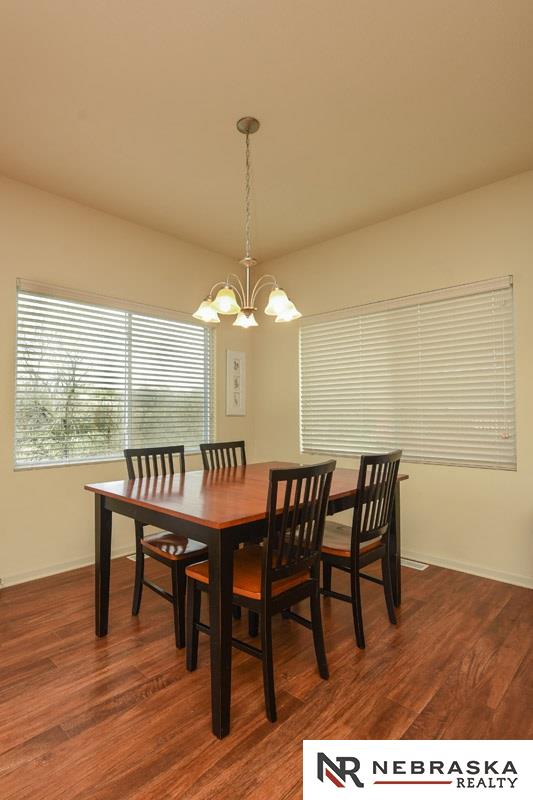 10606 S 27th, Bellevue, NE 68123