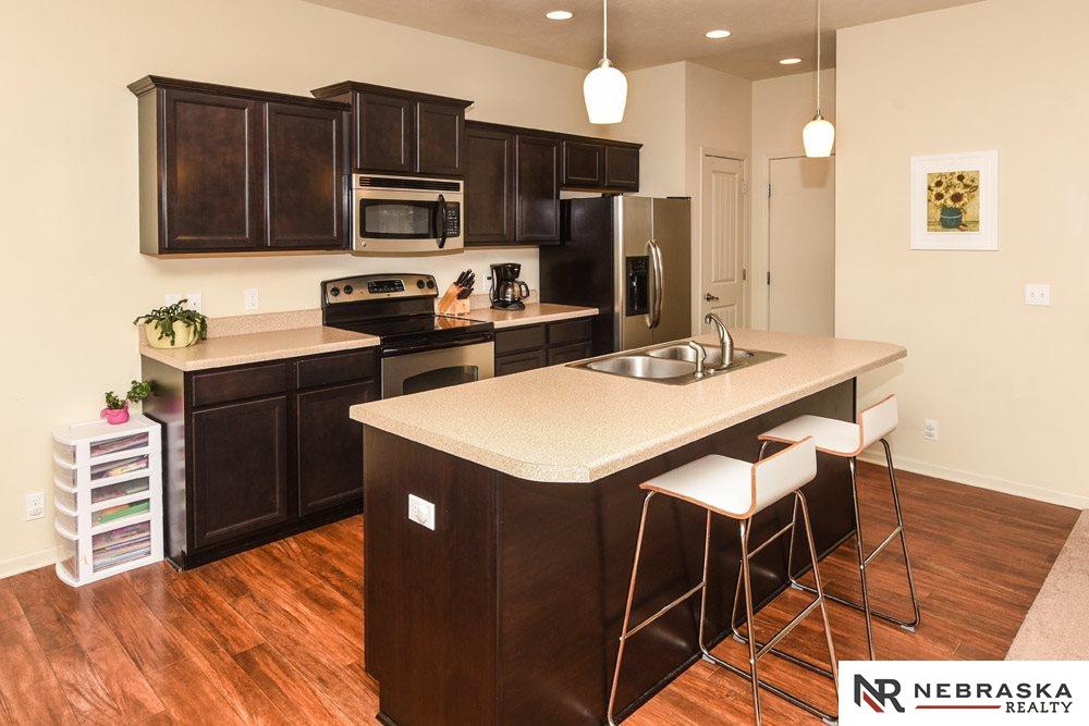 10606 S 27th, Bellevue, NE 68123