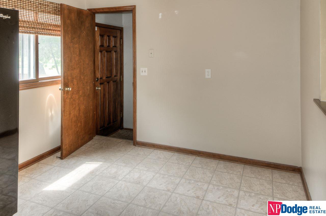 8705Westridge, Omaha, NE 68124