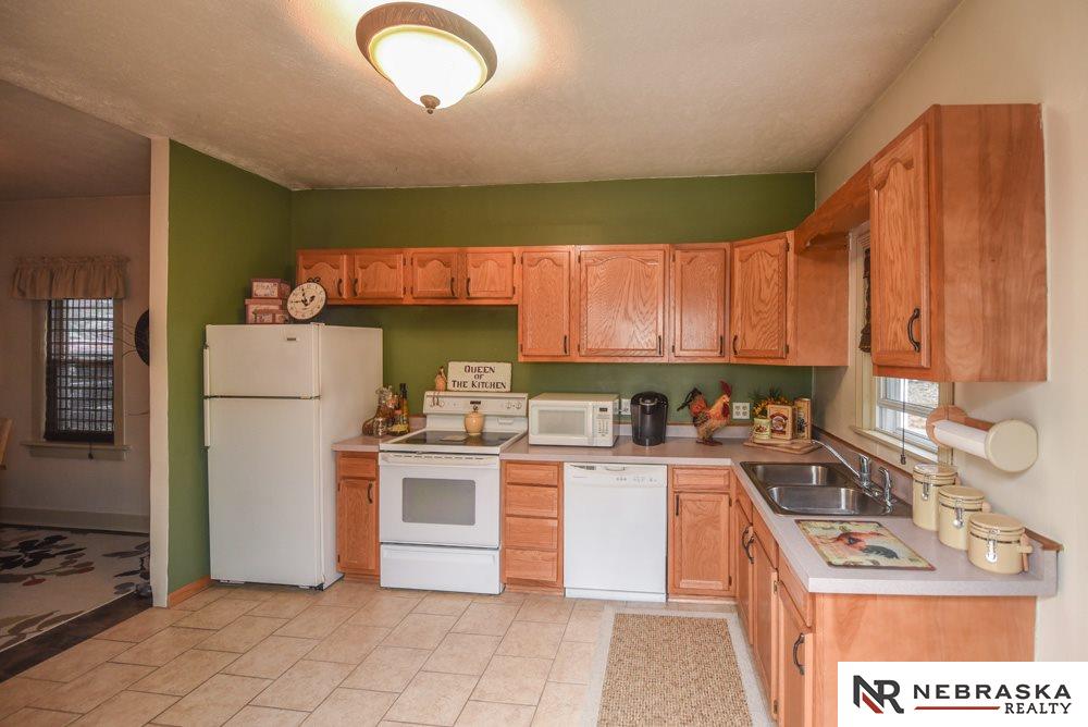 7929Main, Ralston, NE 68127