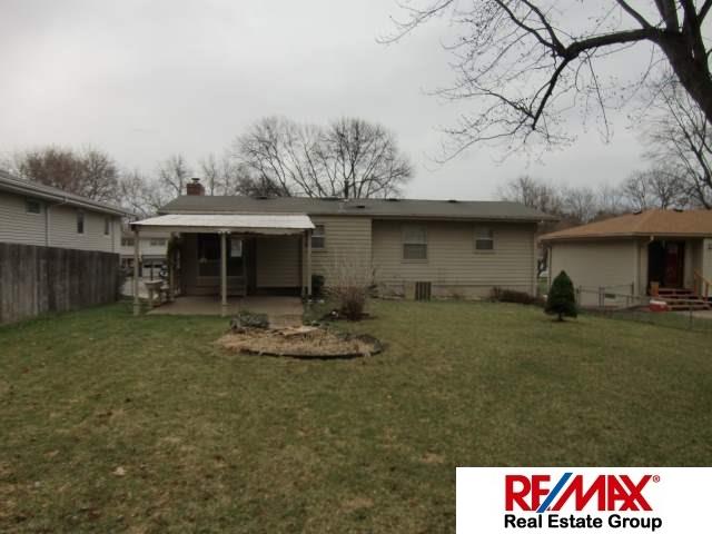 4824 S 92, Omaha, NE 68127