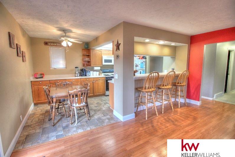 10235Mockingbird, Omaha, NE 68127