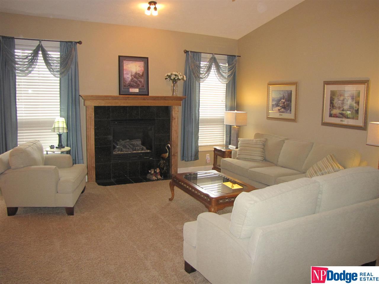 7819Heritage, Ralston, NE 68127
