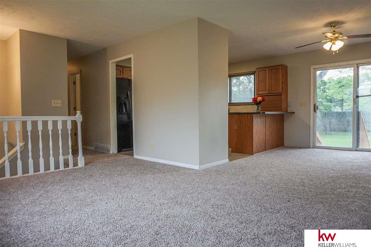 7737Greenleaf, La Vista, NE 68128
