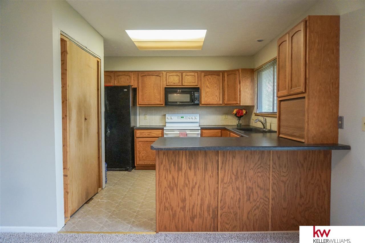 7737Greenleaf, La Vista, NE 68128