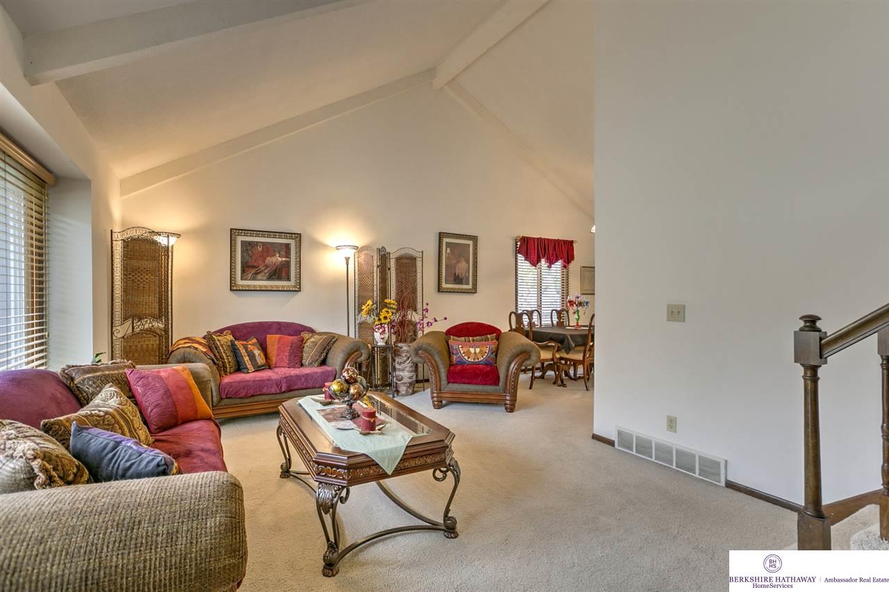 16011Shirley, Omaha, NE 68130
