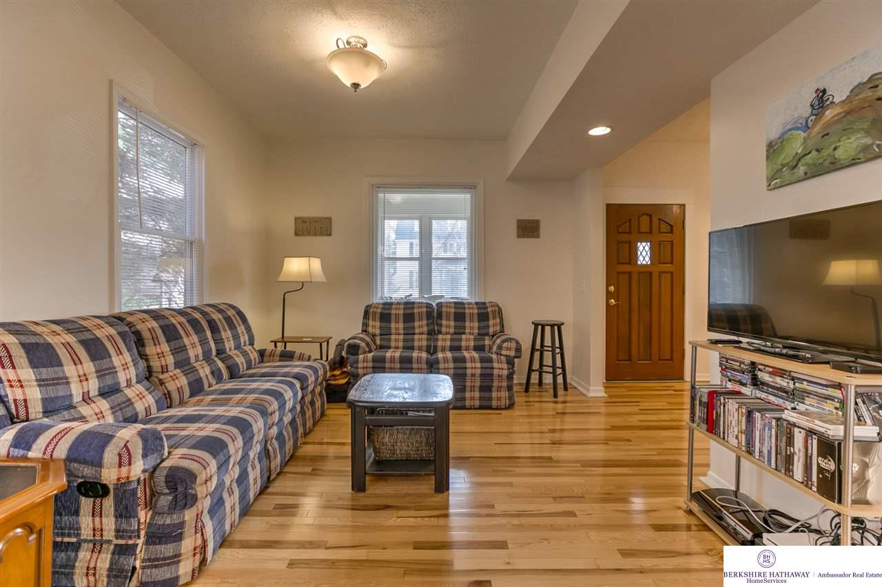 356 N 41st, Omaha, NE 68131