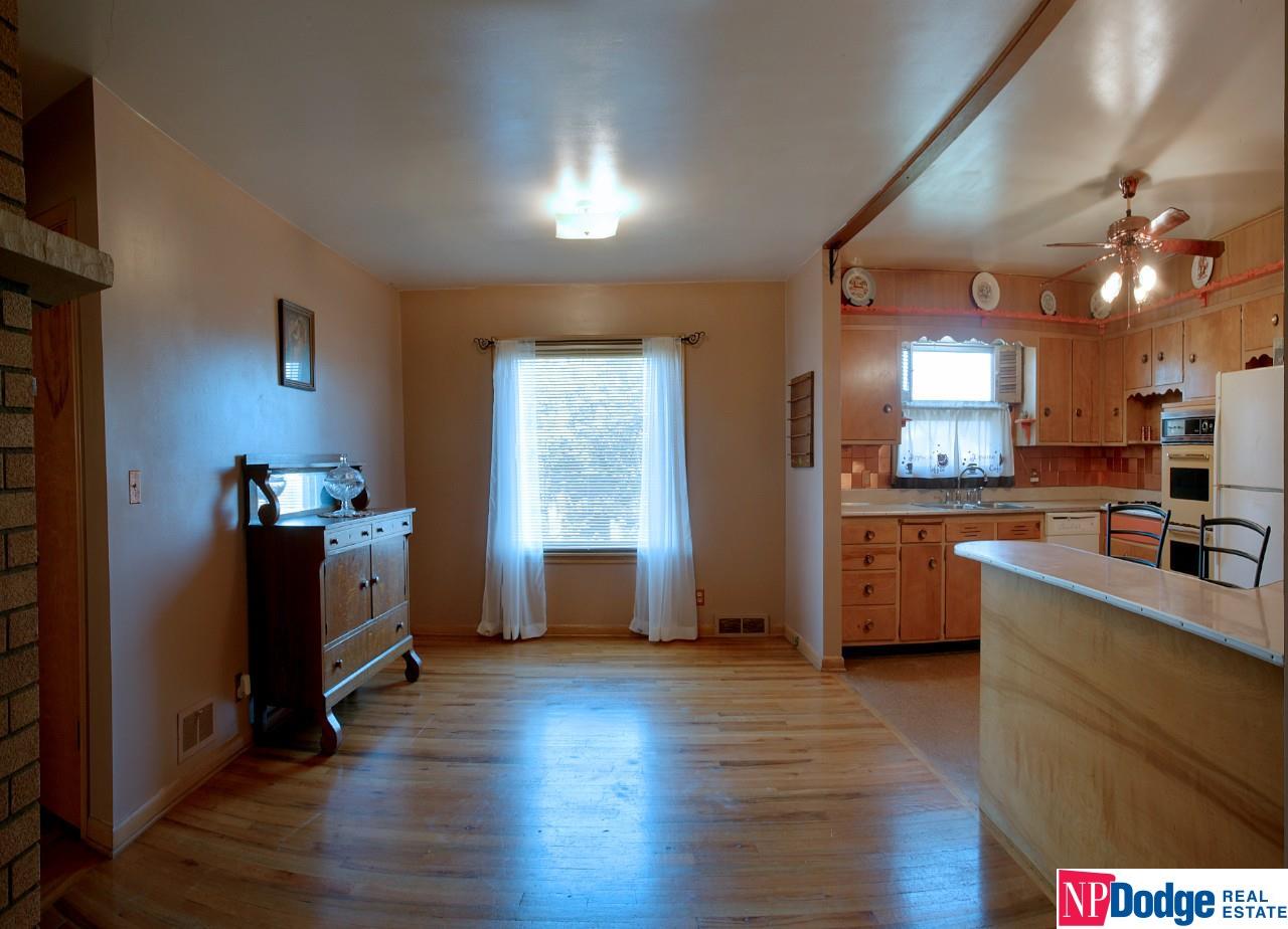 1001 N 48, Omaha, NE 68132