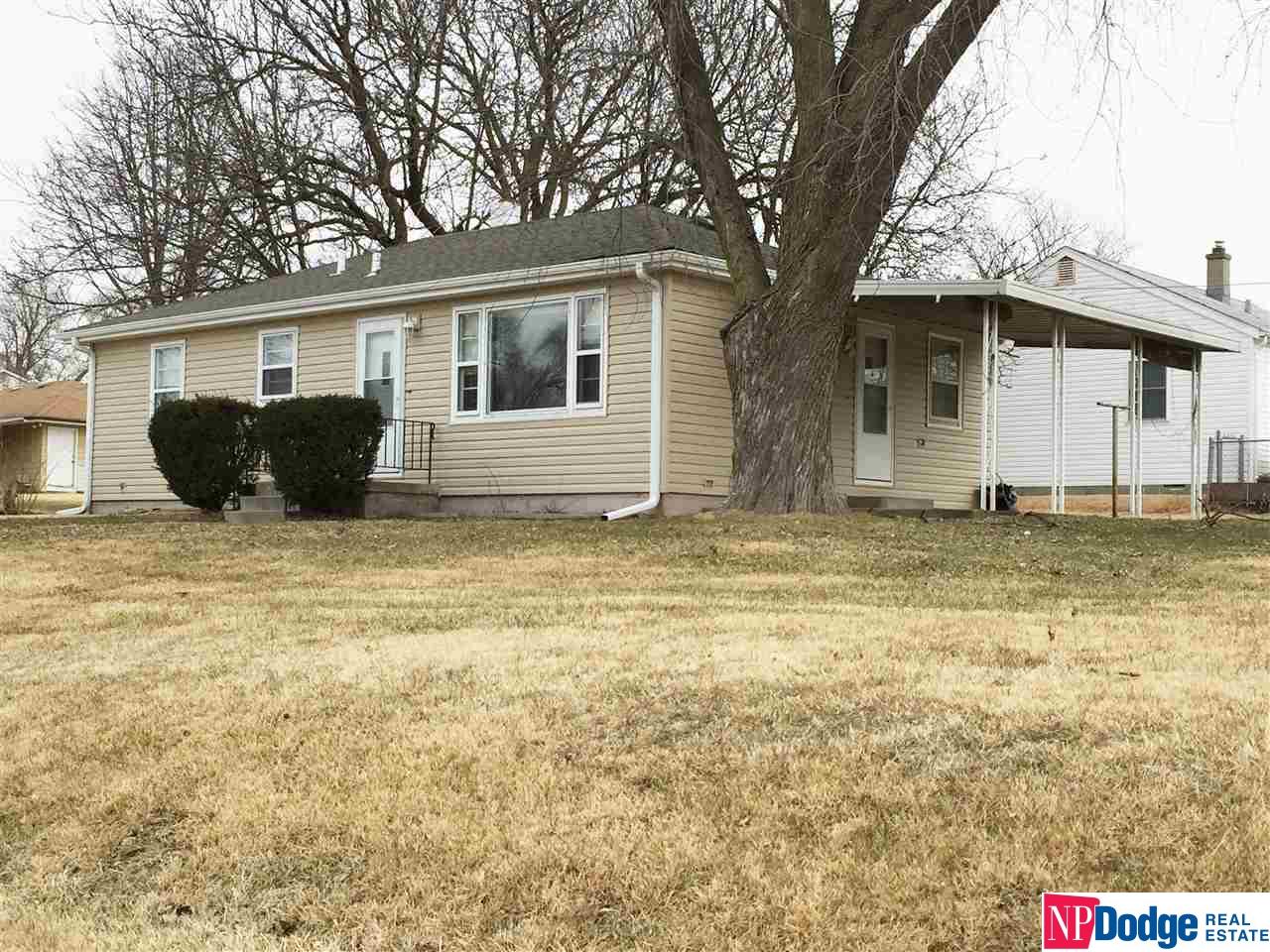 1423 N 65th, Omaha, NE 68132