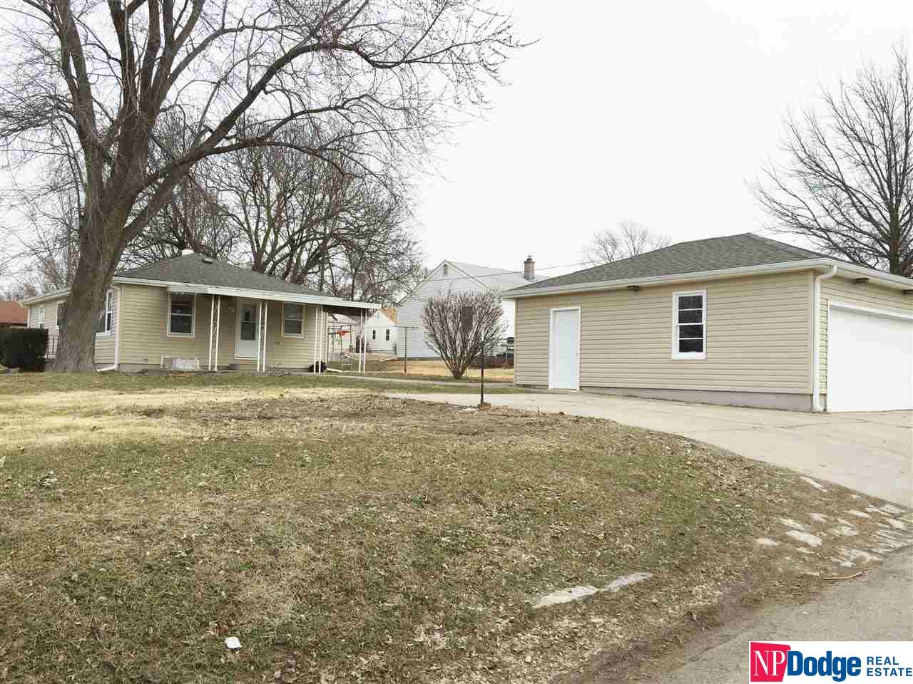 1423 N 65th, Omaha, NE 68132