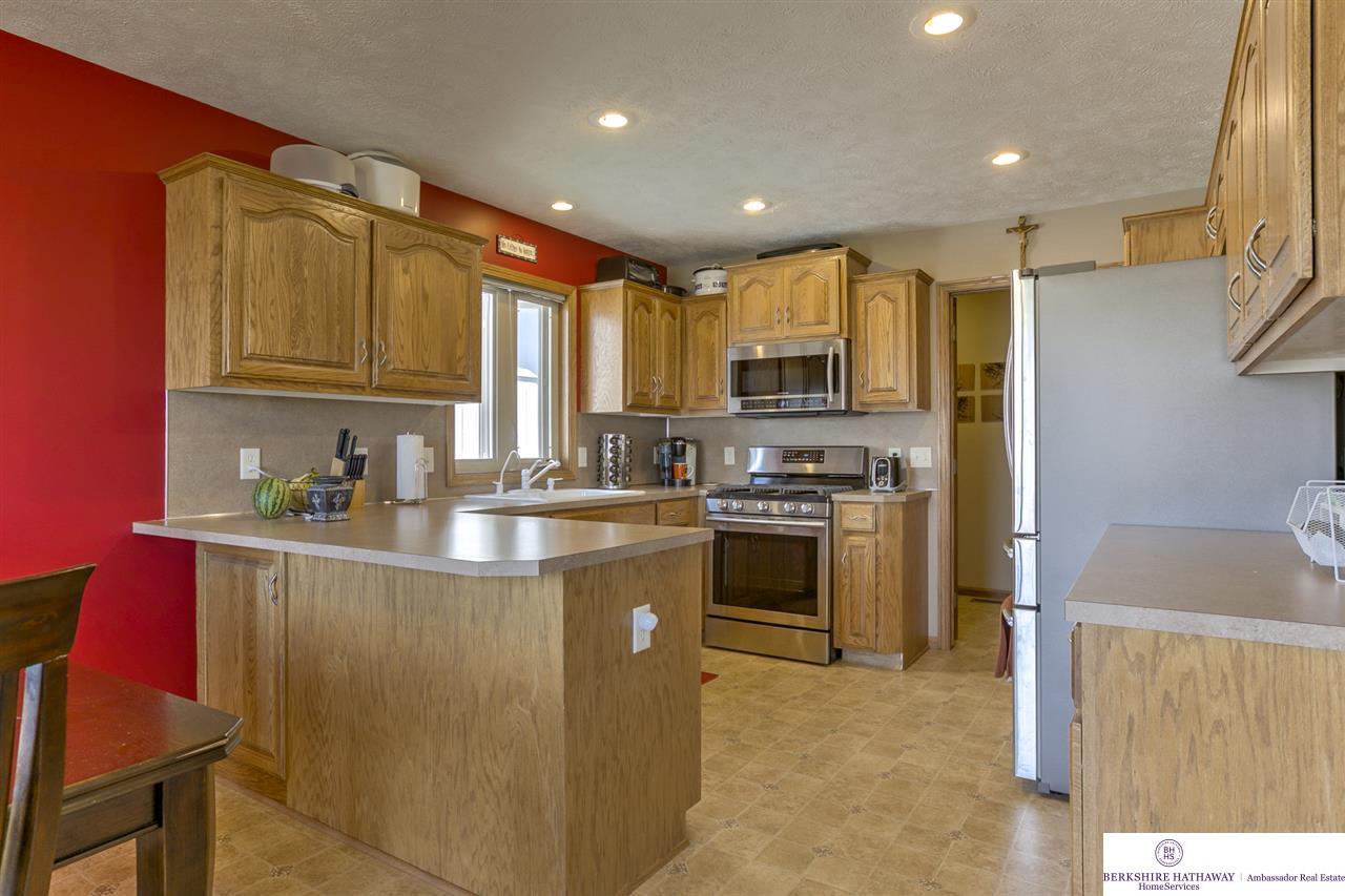 4616Brook, Papillion, NE 68133