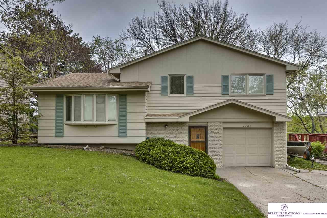 7728Curtis, Omaha, NE 68134