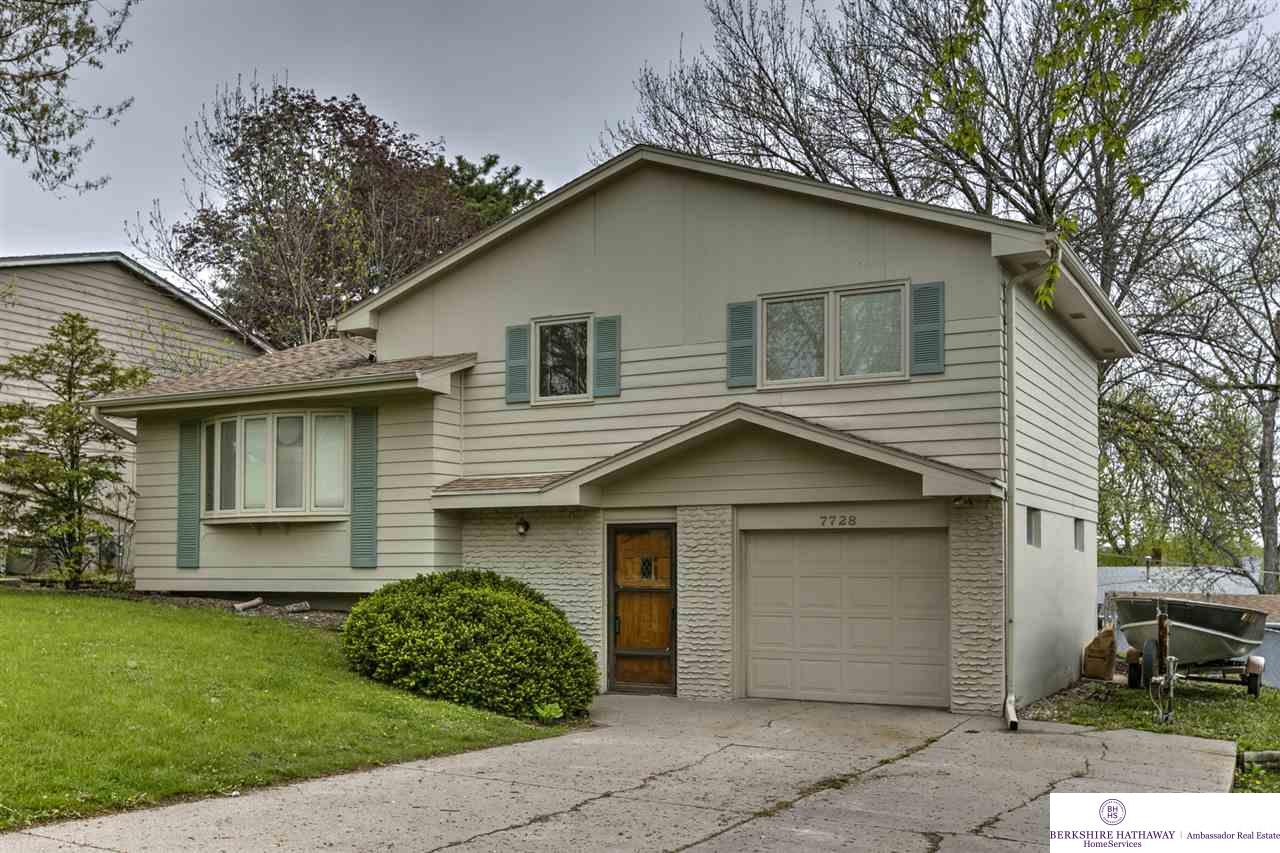 7728Curtis, Omaha, NE 68134