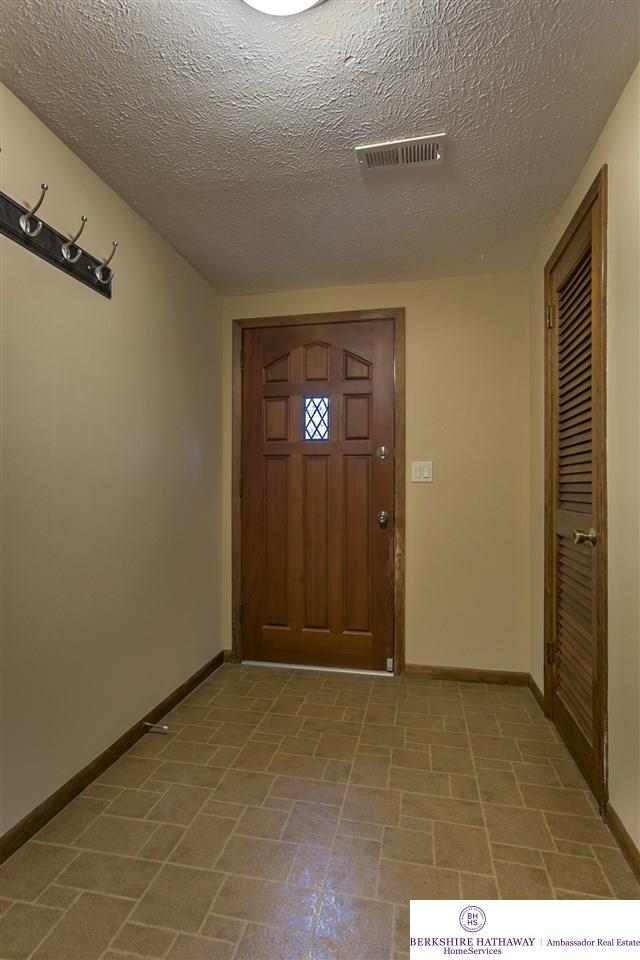 7728Curtis, Omaha, NE 68134