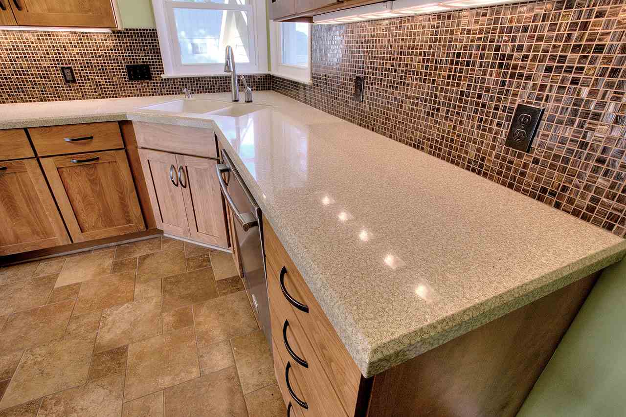 7920Lake, Omaha, NE 68134