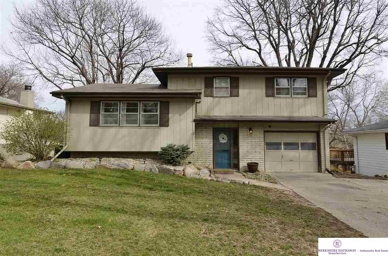 9406Ohio, Omaha, NE 68134
