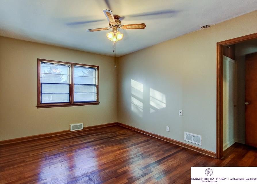 7220Bedford, Omaha, NE 68134