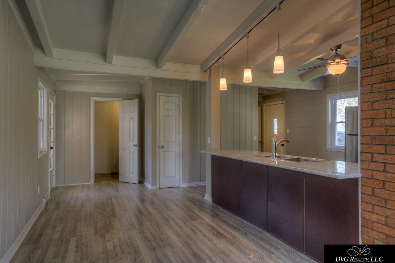 1116 N 85, Omaha, NE 68134