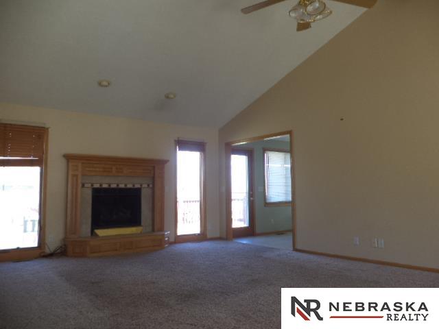 10390Vernon, Omaha, NE 68134