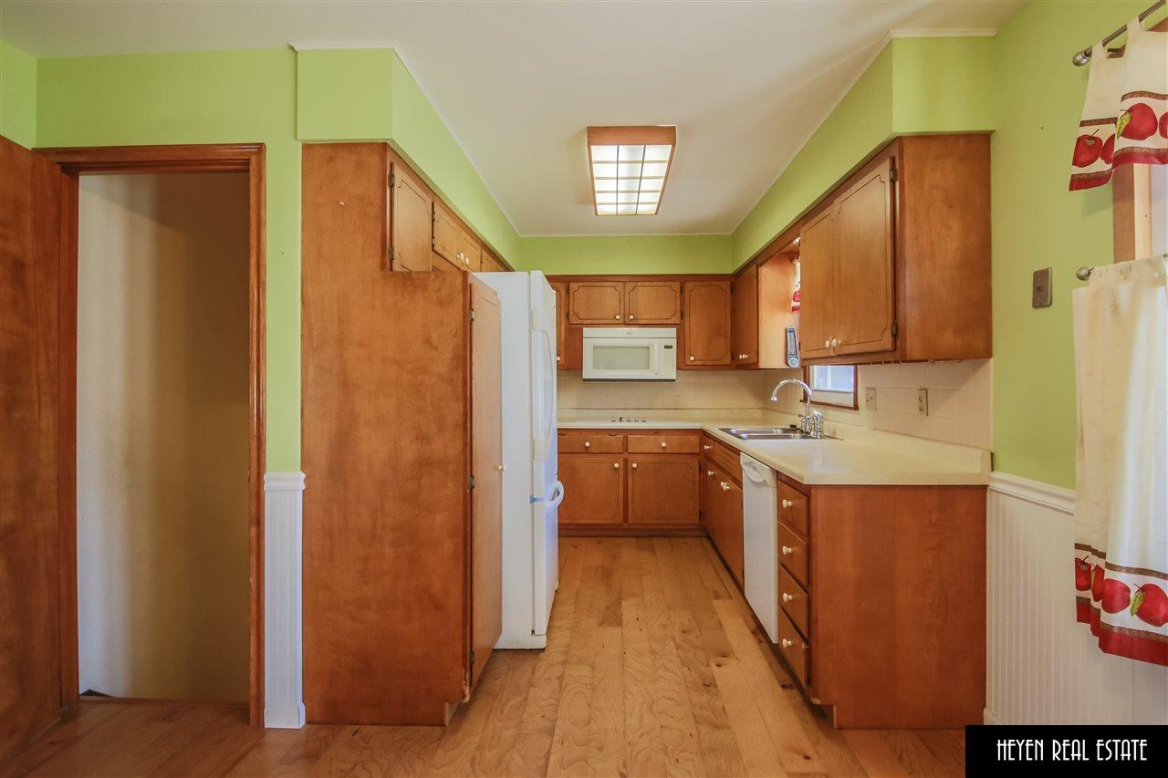 3707 N 77, Omaha, NE 68134