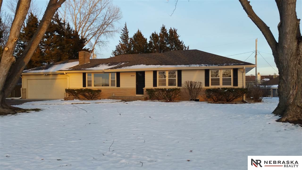 3525Old Maple, Omaha, NE 68134