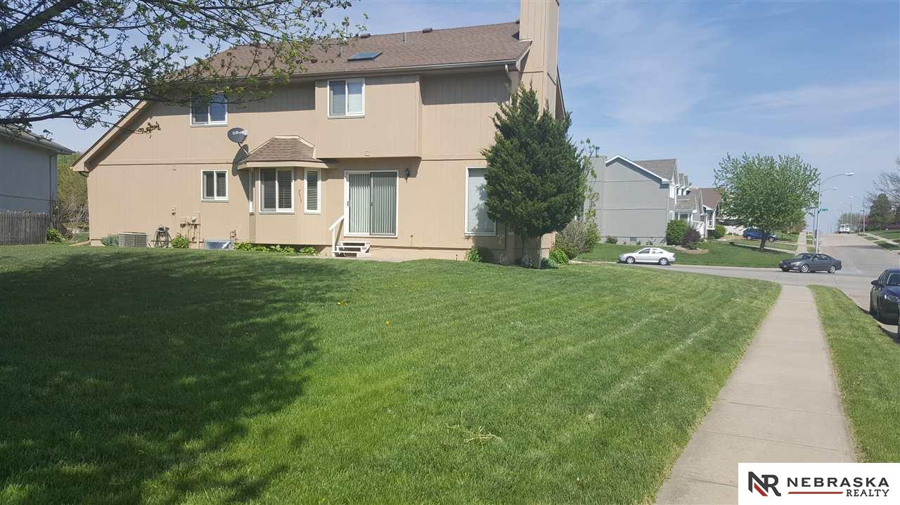 6206 N 105, Omaha, NE 68134