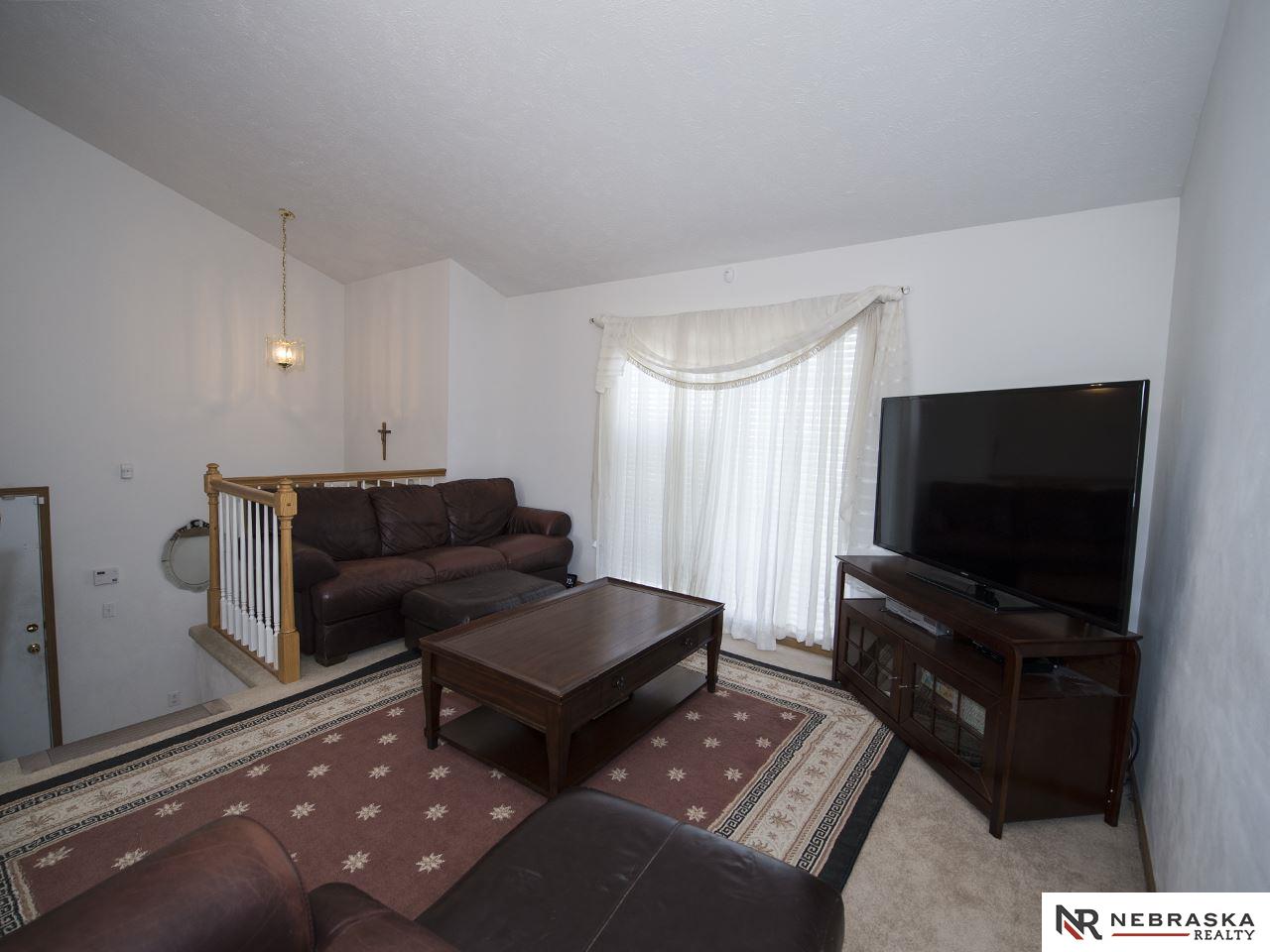 5329 S 191, Omaha, NE 68135