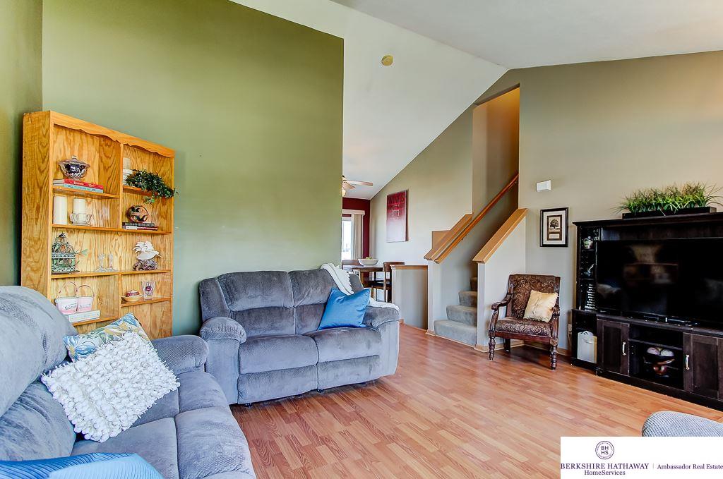 8119 S 159, Omaha, NE 68136