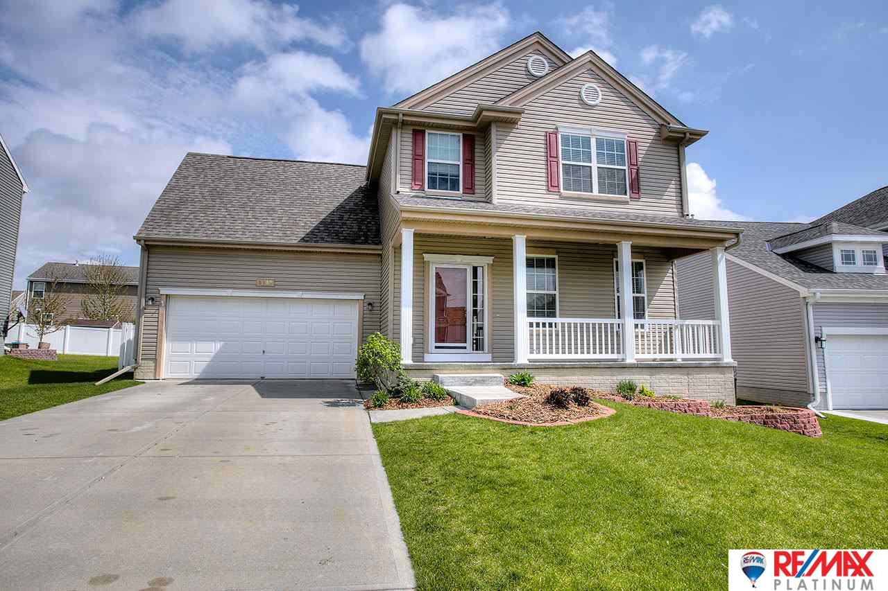 8815 S 164, Omaha, NE 68136