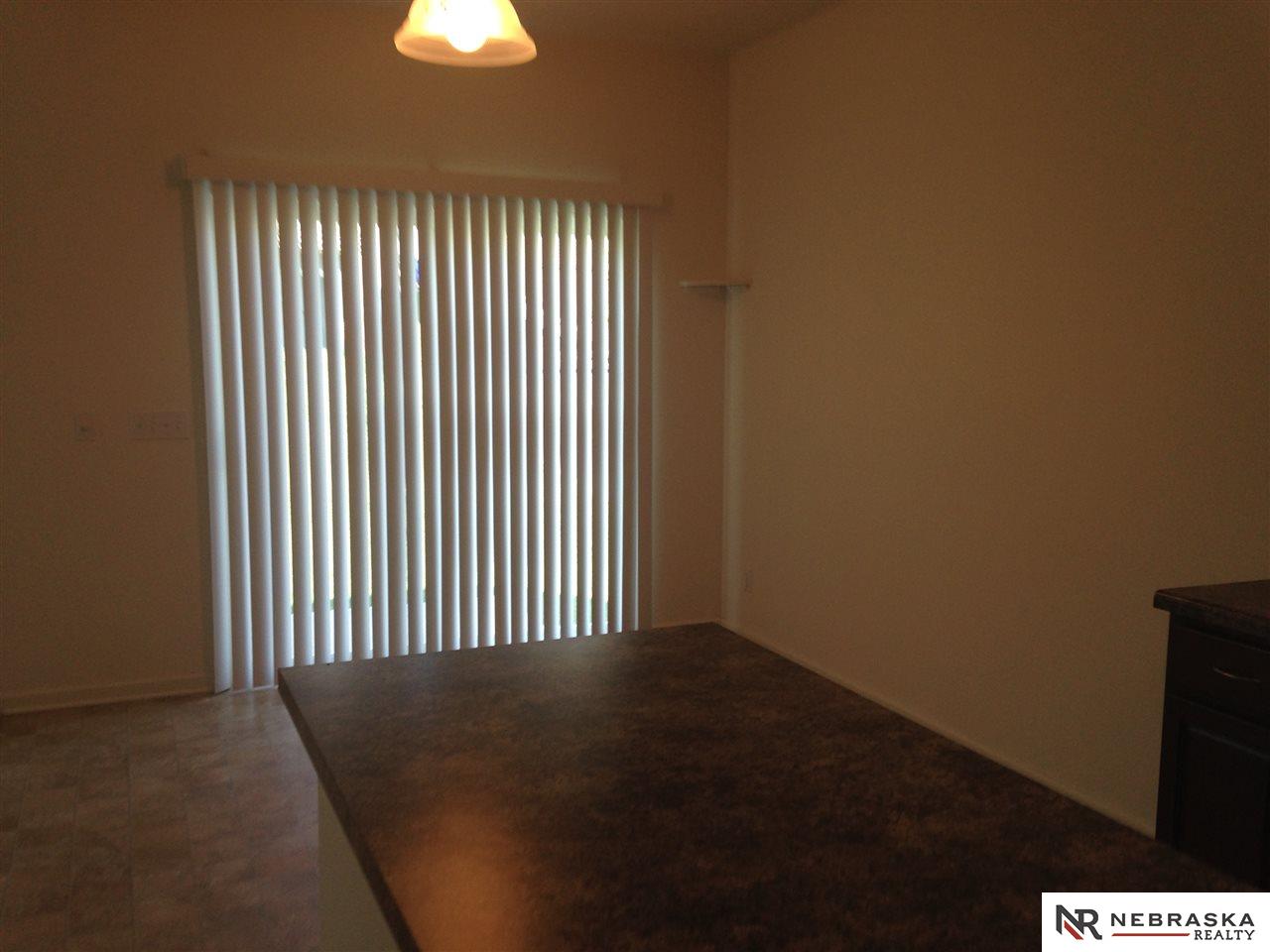 8620 S 163rd, Omaha, NE 68136