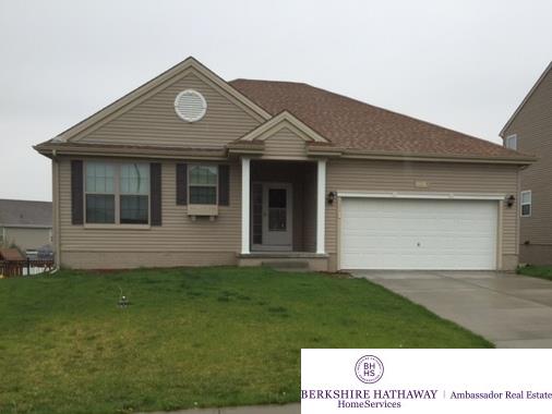 8425 S 164, Omaha, NE 68136
