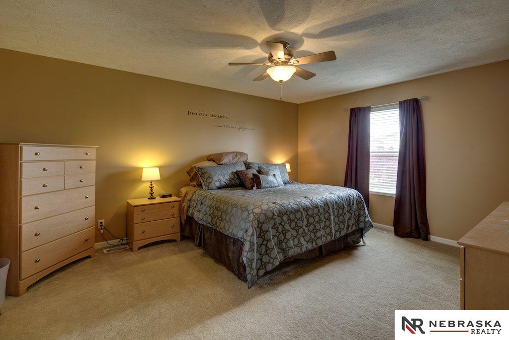 16228Virginia, Omaha, NE 68136