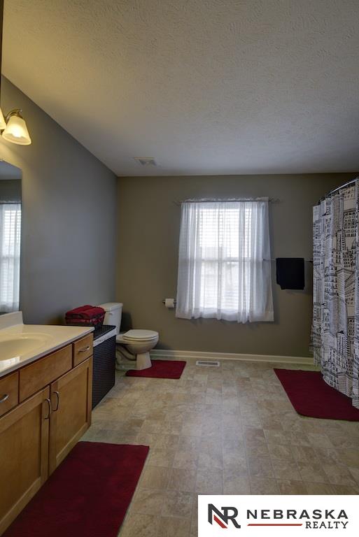 16228Virginia, Omaha, NE 68136