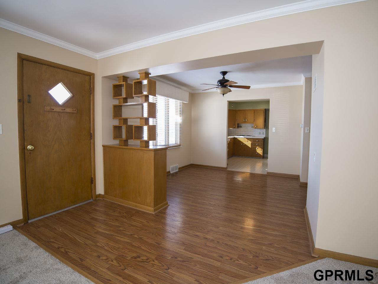 13126Weir, Omaha, NE 68137