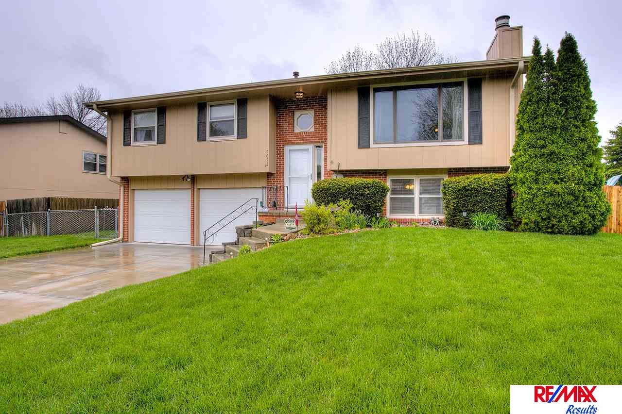 5612 S 155, Omaha, NE 68137
