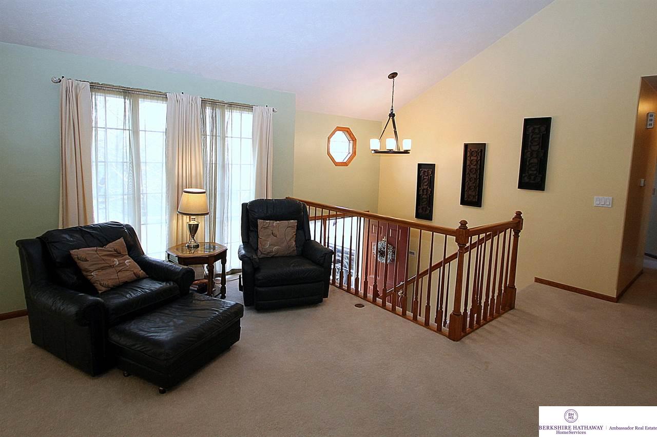 15144Redwood, Omaha, NE 68138