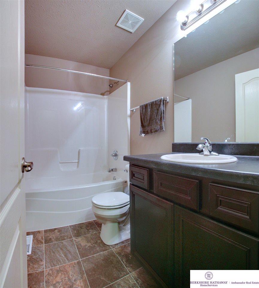 14211Weber, Omaha, NE 68142