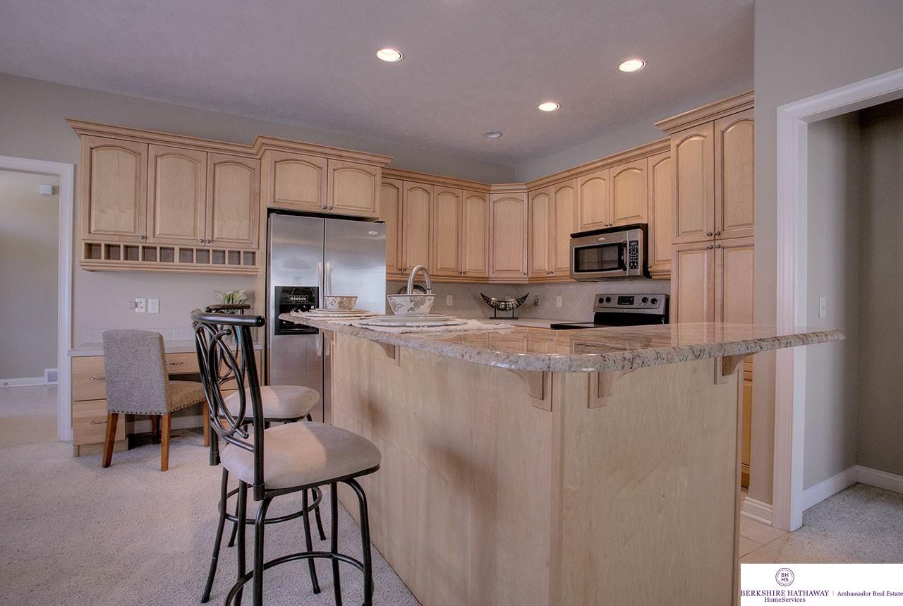 12252Mary, Omaha, NE 68142