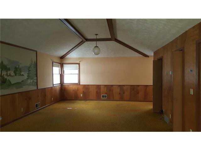 2116 S 121 StOmaha, NE, 68144Douglas County