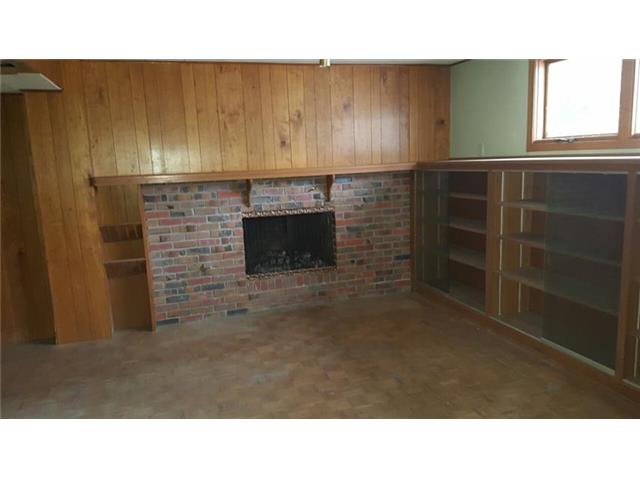 2116 S 121 StOmaha, NE, 68144Douglas County