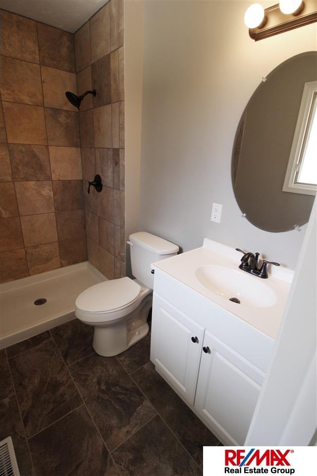 12825A, Omaha, NE 68144