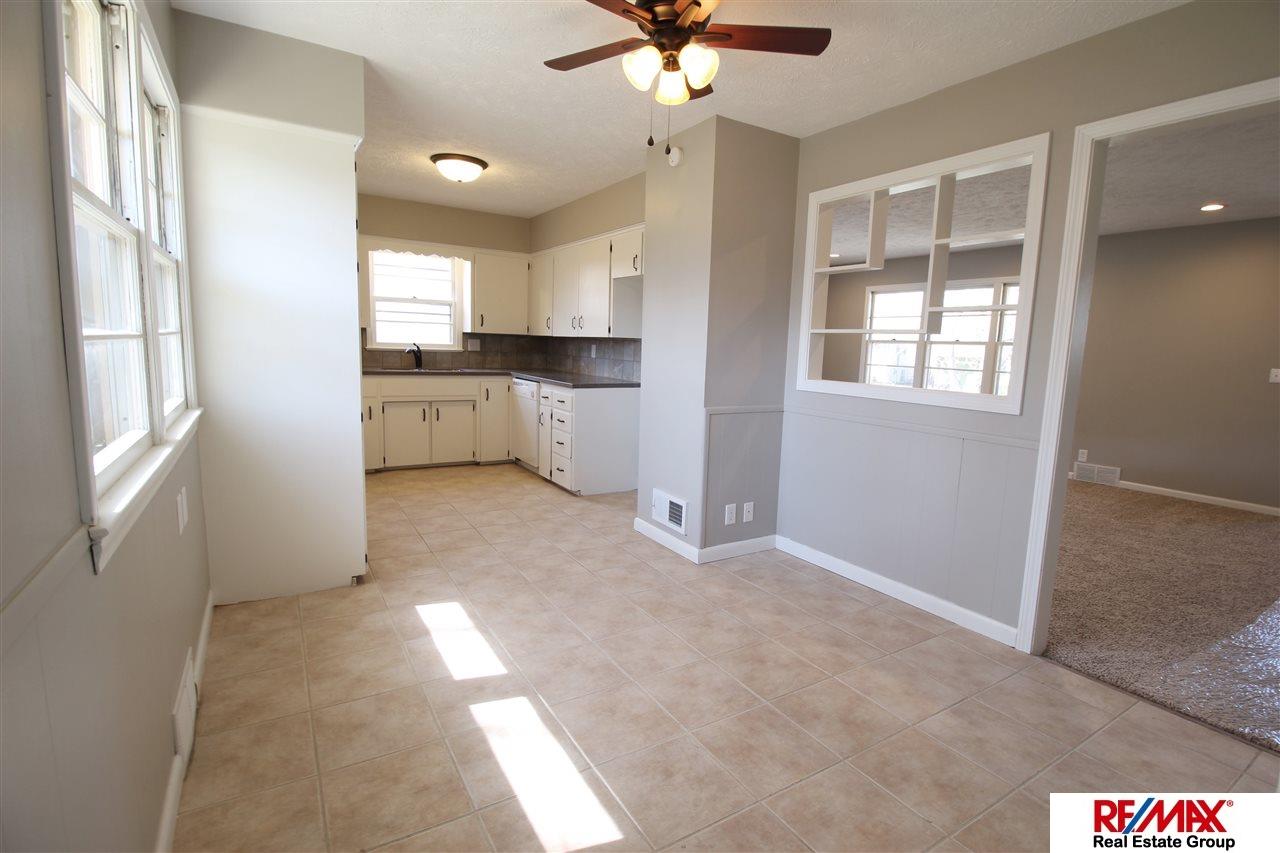11221Westover, Omaha, NE 68144