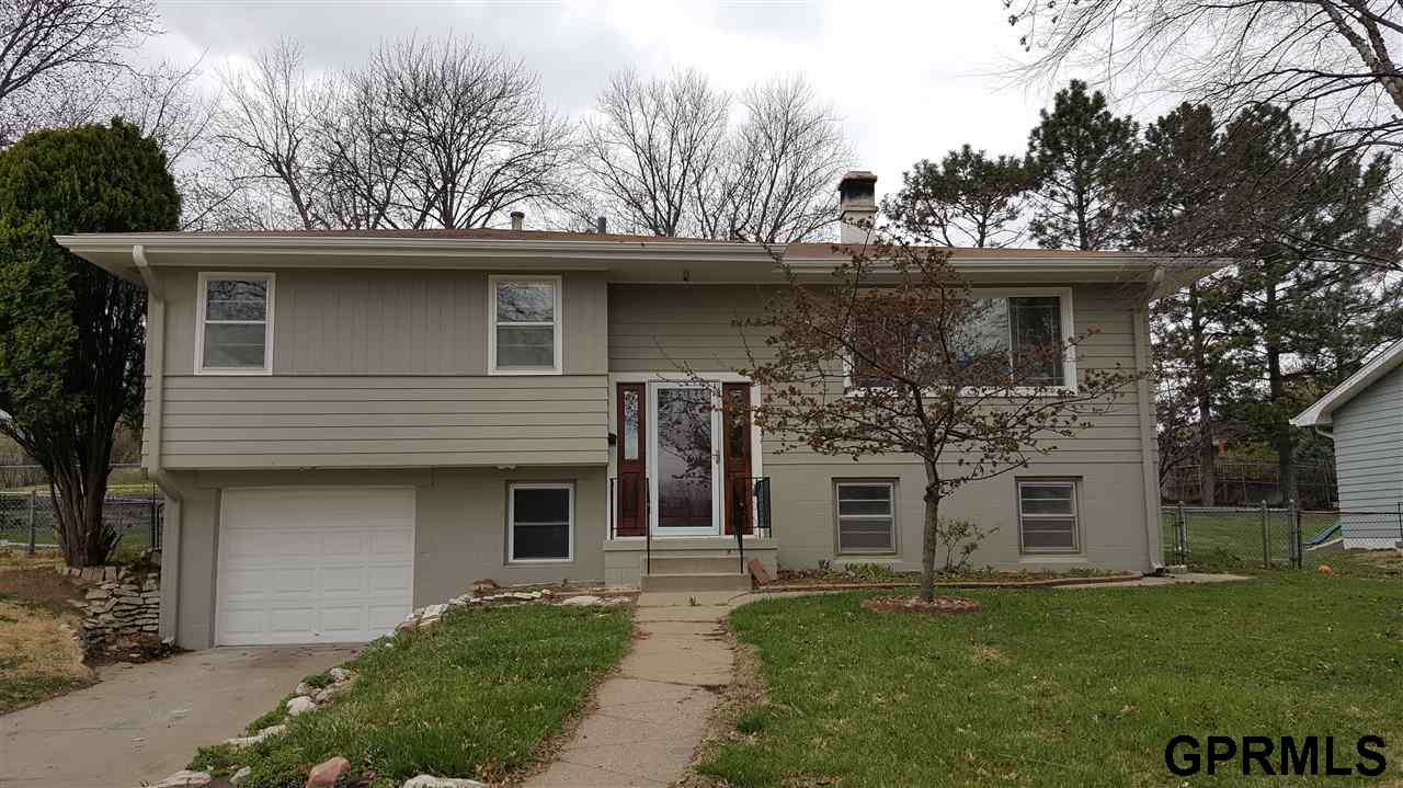 2906 S 116th, Omaha, NE 68144