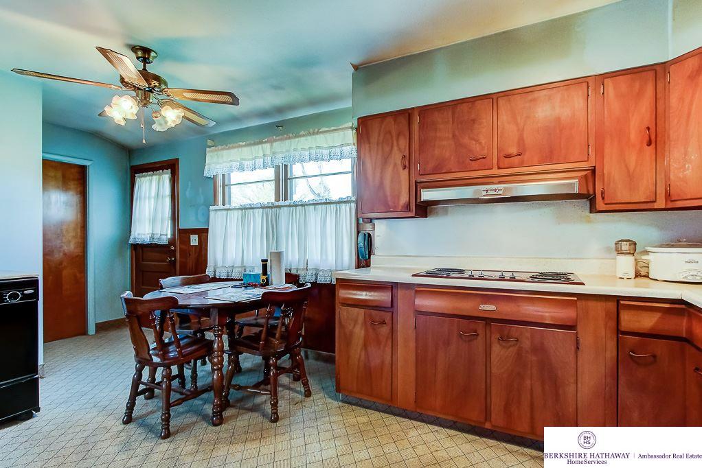 5720Whitmore, Omaha, NE 68152