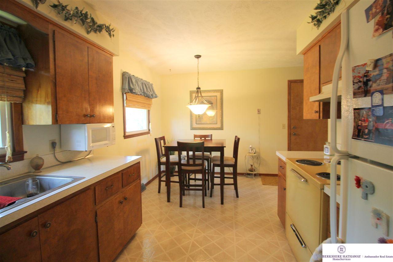 11009Westover, Omaha, NE 68154